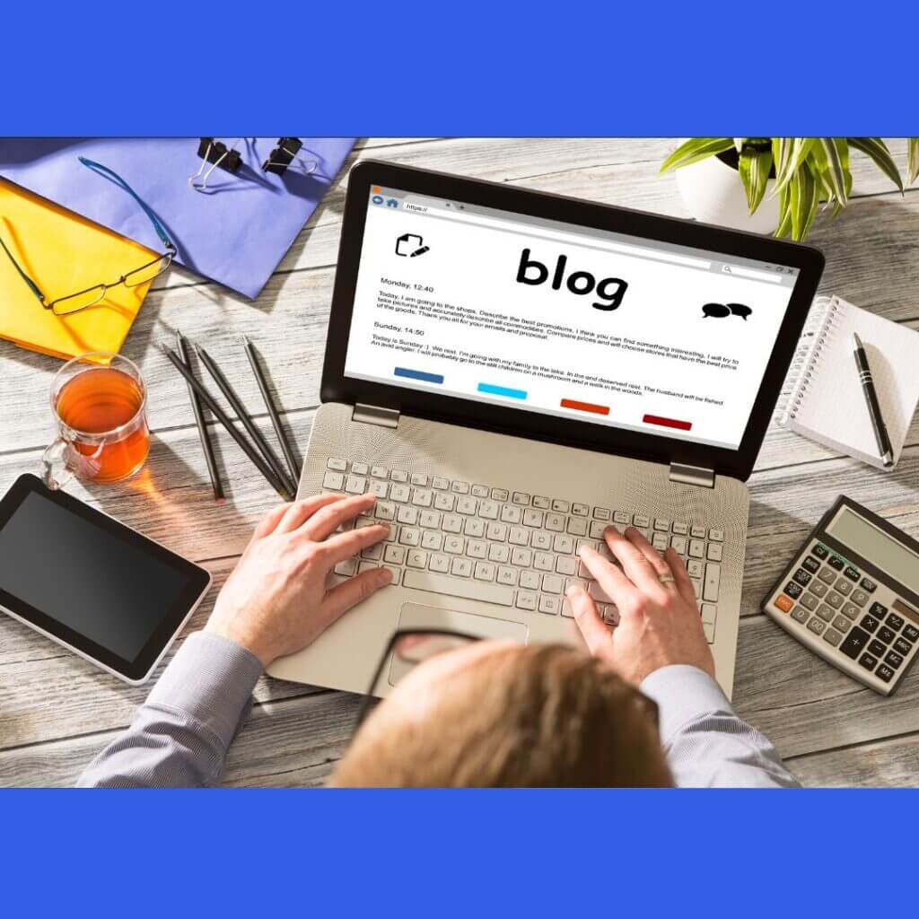 Actualización de blogs corporativos y páginas web con contenido relevante y optimizado.